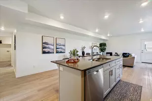 1566 E Livi Ln N, Saratoga Springs, UT 84045 - Photo 34