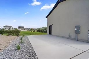 1566 E Livi Ln N, Saratoga Springs, UT 84045 - Photo 30