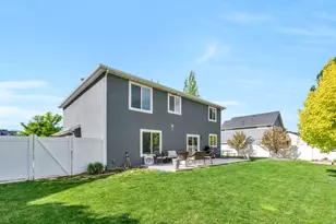 834 W 375 N, Springville, UT 84663 - Photo 30