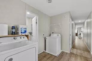 2491 N Hwy 89, Pleasant View, UT 84404 - Photo 18