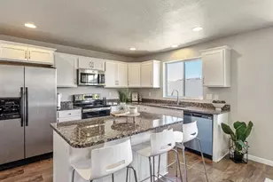 2956 S Willow Creek Dr S, Saratoga Springs, UT 84045 - Photo 6
