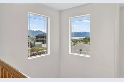 2733 S Bellflower Cir, Saratoga Springs, UT 84045 - Photo 32