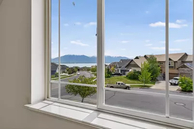 2733 S Bellflower Cir, Saratoga Springs, UT 84045 - Photo 44