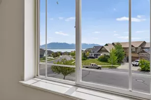 2733 S Bellflower Cir, Saratoga Springs, UT 84045 - Photo 44