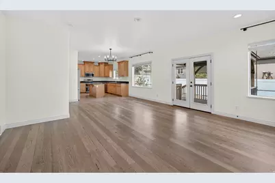 2733 S Bellflower Cir, Saratoga Springs, UT 84045 - Photo 20