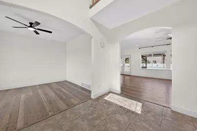 2733 S Bellflower Cir, Saratoga Springs, UT 84045 - Photo 10