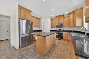 2733 S Bellflower Cir, Saratoga Springs, UT 84045 - Photo 24