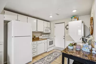 9571 S David St E, Sandy, UT 84070 - Photo 14