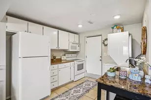 9571 S David St E, Sandy, UT 84070 - Photo 14