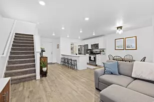 532 N Winding River Ave, Lehi, UT 84043 - Photo 4