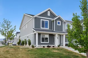 532 N Winding River Ave, Lehi, UT 84043 - Photo 2