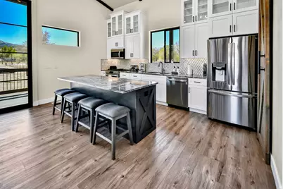 275 N 400 E, Annabella, UT 84711 - Photo 14
