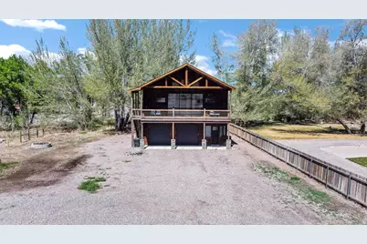 275 N 400 E, Annabella, UT 84711 - Photo 4