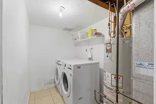 6520 W 4200 S, West Valley, UT 84128 - Photo 32