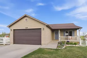 229 Alexander Ct, Grantsville, UT 84029 - Photo 8