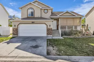 3690 Olivenhain Ct, Magna, UT 84044 - Photo 2