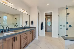 2145 N Main St, Centerville, UT 84014 - Photo 32