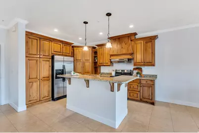 983 W 1055 N #812, Orem, UT 84057 - Photo 4