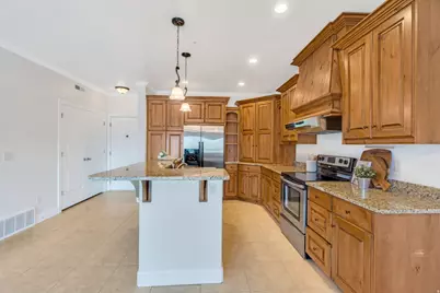 983 W 1055 N #812, Orem, UT 84057 - Photo 16