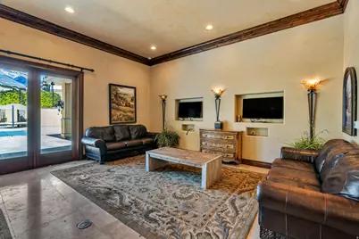 983 W 1055 N #812, Orem, UT 84057 - Photo 32
