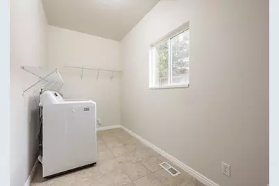 1930 E Aspen Leaf Pl, Draper, UT 84020 - Photo 36