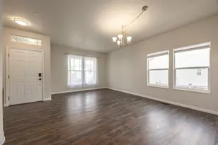 1930 E Aspen Leaf Pl, Draper, UT 84020 - Photo 8