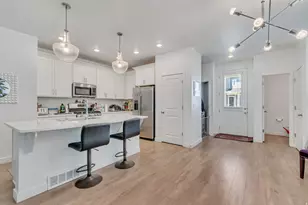 4428 W Glendon Dr, Lehi, UT 84048 - Photo 2