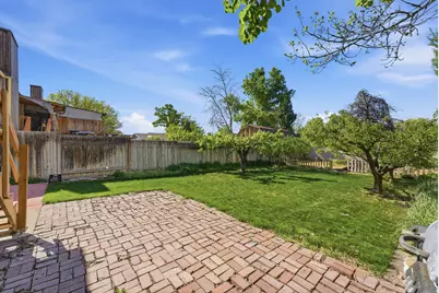 2326 W Heatherglen Dr, Taylorsville, UT 84129 - Photo 32