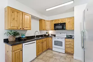 2326 W Heatherglen Dr, Taylorsville, UT 84129 - Photo 12