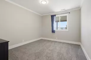 915 N 1380 E, Tooele, UT 84074 - Photo 12