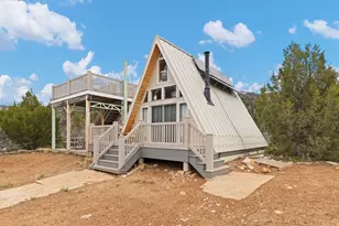 116 N Oak Crest Dr E, Mount Pleasant, UT 84647 - Photo 2