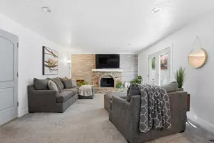 3162 E Candytuft St S, Cottonwood Heights, UT 84121 - Photo 28