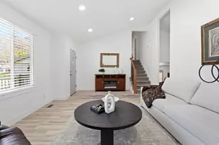3162 E Candytuft St S, Cottonwood Heights, UT 84121 - Photo 10