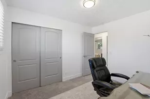 3162 E Candytuft St S, Cottonwood Heights, UT 84121 - Photo 16