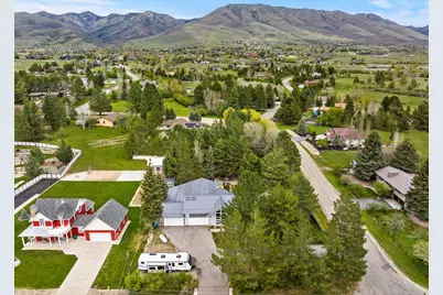3260 N River Dr E, Eden, UT 84310 - Photo 4