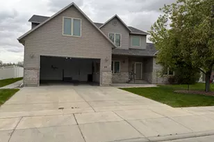 800 Escalante Dr, Vernal, UT 84078 - Photo 6