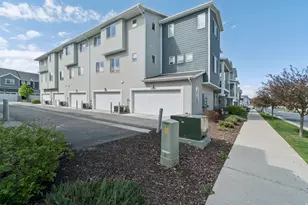 15203 S Tack Way, Bluffdale, UT 84065 - Photo 18
