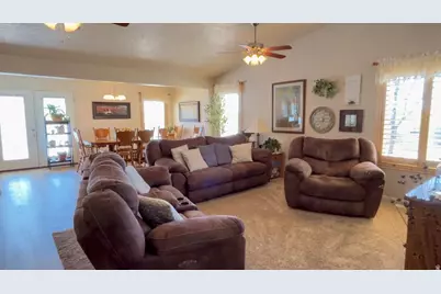 4637 N Pioneer Dr, Enoch, UT 84721 - Photo 18