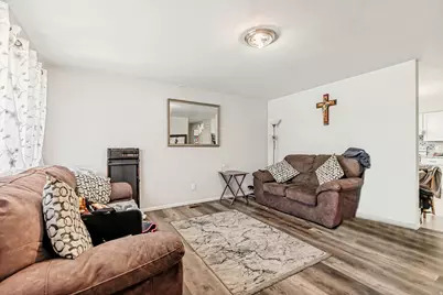 29 E 925 N, Orem, UT 84057 - Photo 6