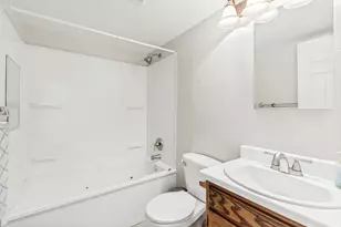 29 E 925 N, Orem, UT 84057 - Photo 30