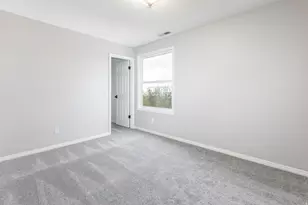 3864 S Monarch Dr E, Bountiful, UT 84010 - Photo 38