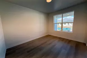 6393 S Larry Way, South Weber, UT 84405 - Photo 2