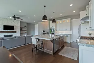 10708 S Dielsdorf Rd E, Sandy, UT 84092 - Photo 10