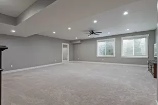 10708 S Dielsdorf Rd E, Sandy, UT 84092 - Photo 36