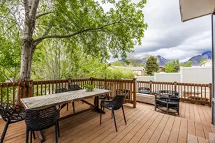 2027 E 10095 S, Sandy, UT 84092 - Photo 2