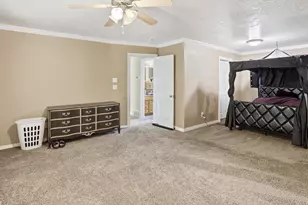 4931 S 2825 W, Roy, UT 84067 - Photo 8