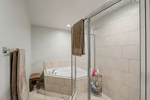 266 E Twin Bridges Ln S, Midvale, UT 84047 - Photo 10