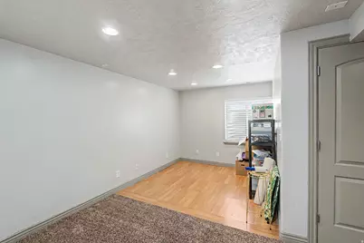 266 E Twin Bridges Ln S, Midvale, UT 84047 - Photo 16