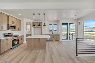 10974 S Lake Run Rd W, South Jordan, UT 84009 - Photo 2