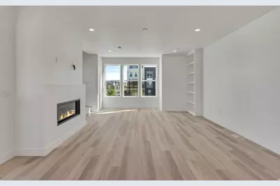 10974 S Lake Run Rd W #160, South Jordan, UT 84009 - Photo 4